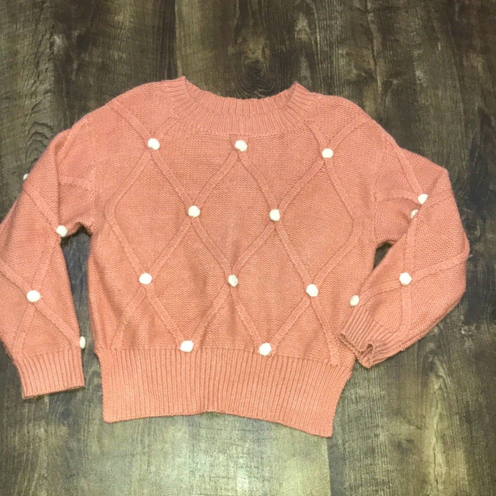 Dark rose sweater with white small pom’s